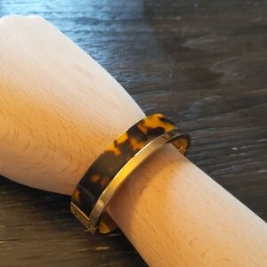 S&D Tortoise Shell & Gold  Bracelet